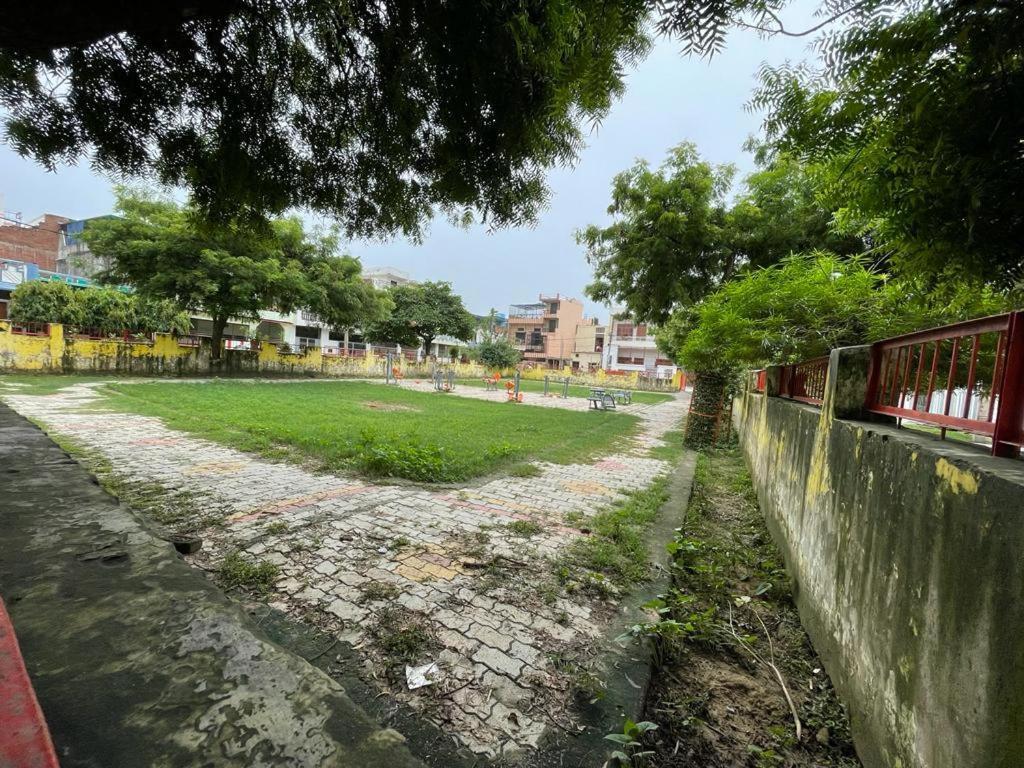 Ayodhya Shree Balaji Homestay מראה חיצוני תמונה