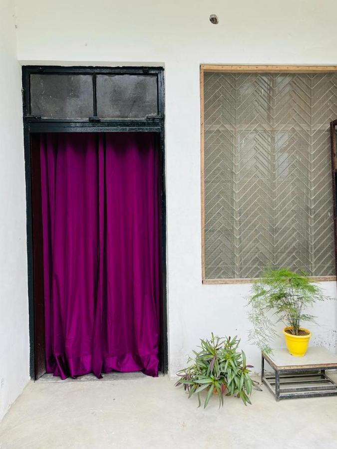 Ayodhya Shree Balaji Homestay מראה חיצוני תמונה