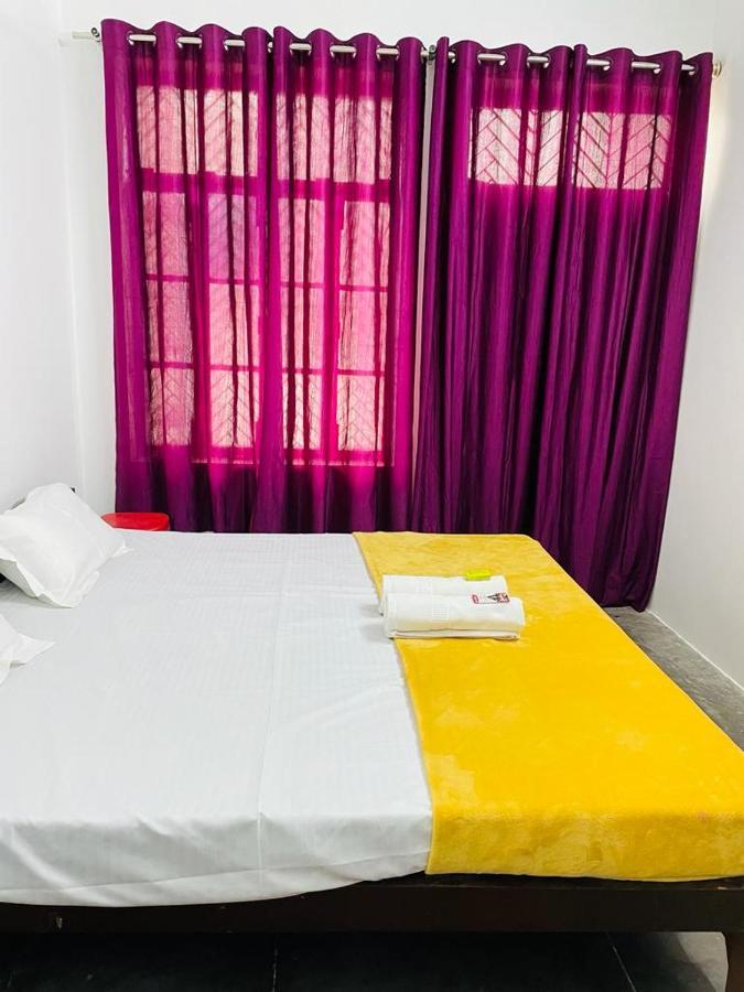 Ayodhya Shree Balaji Homestay מראה חיצוני תמונה