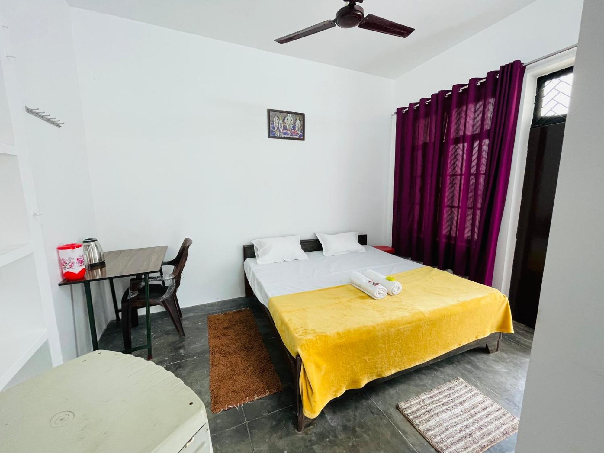 Ayodhya Shree Balaji Homestay מראה חיצוני תמונה